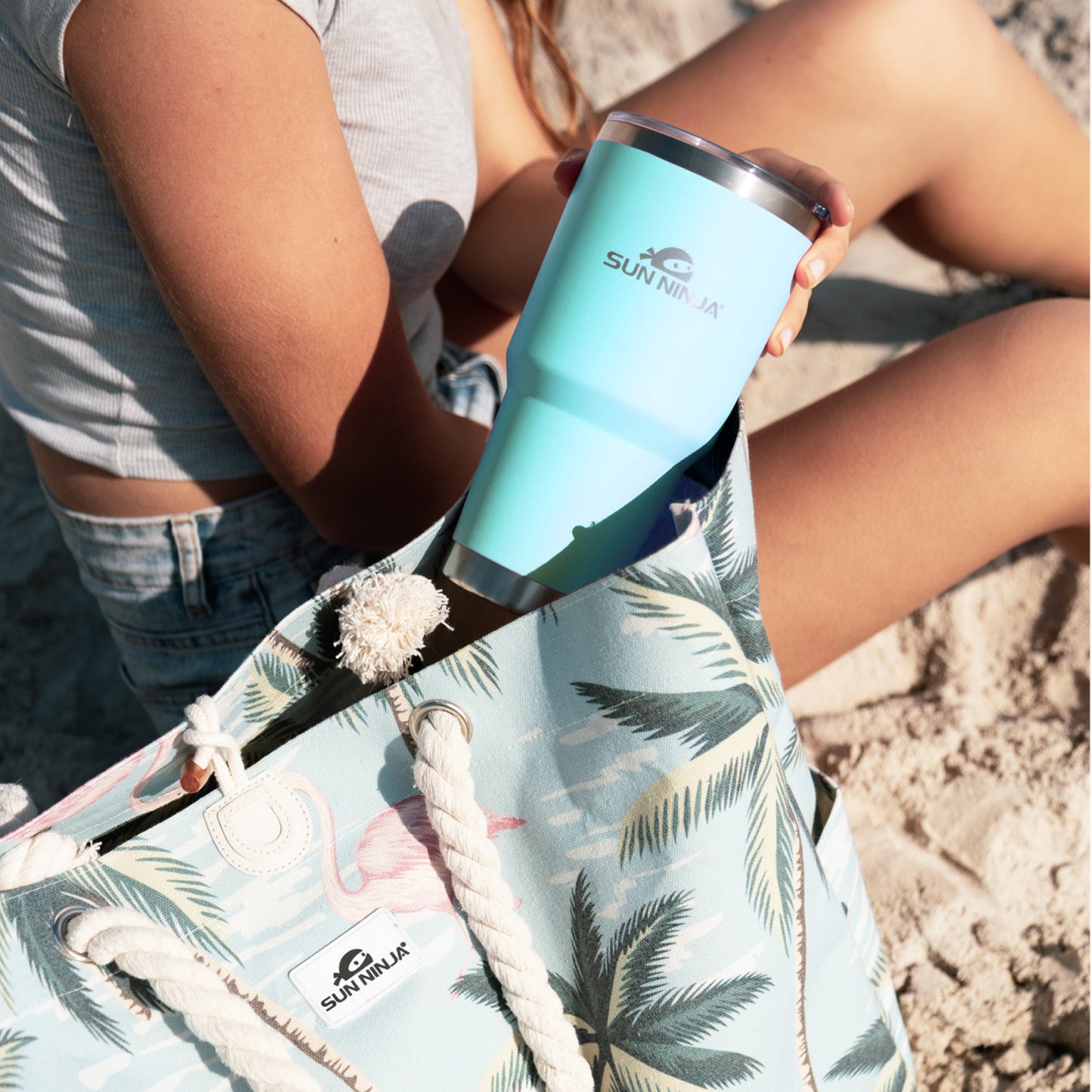 30-oz-tumbler-m4 30oz_tumbler_turquoise_7_e4ddf845-09d2-4f4f-9530-96eaa8ffe8ea.png