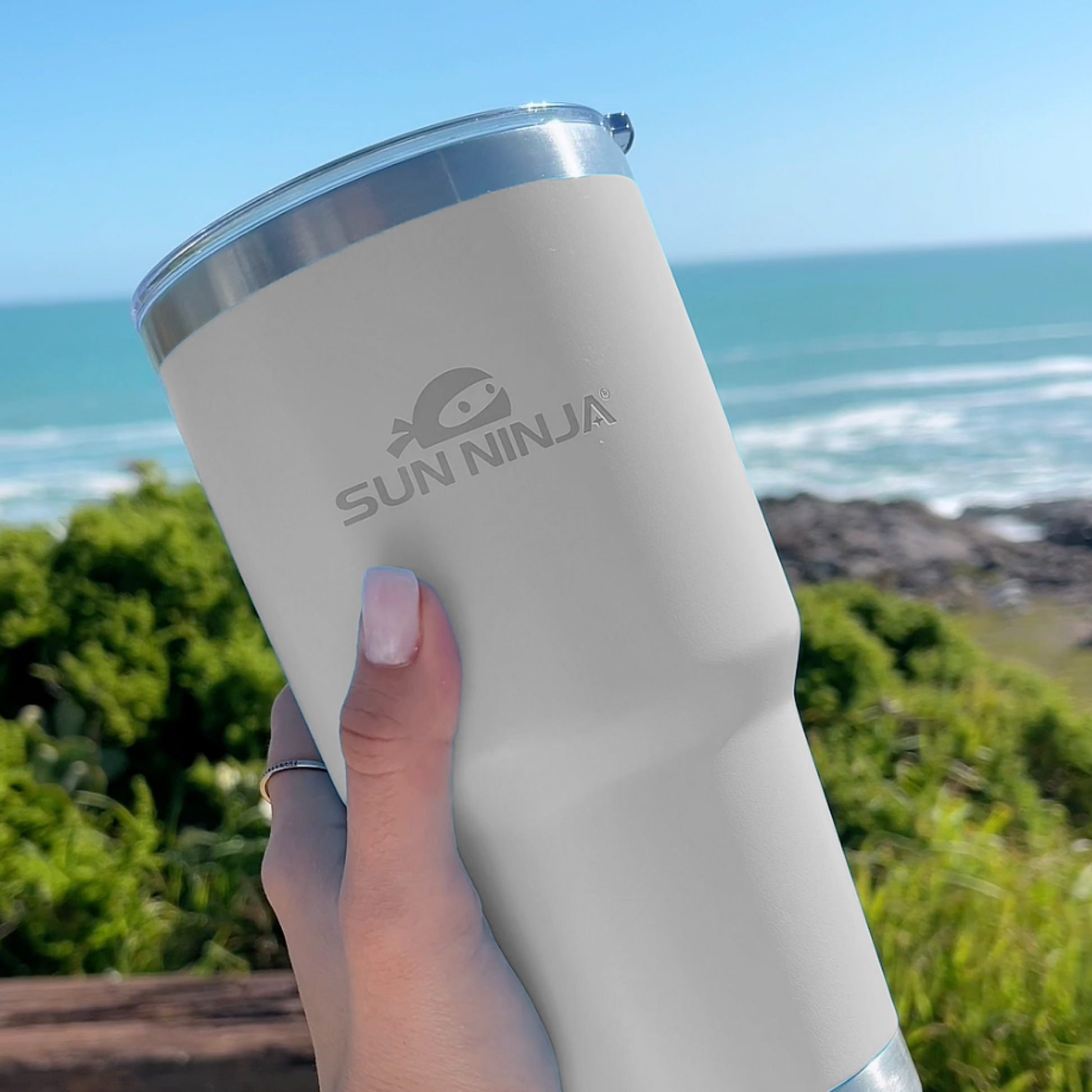 30-oz-tumbler-m4 30oz_tumbler_white_5_b4c37462-4967-4995-b89c-96afe1c57f21.png