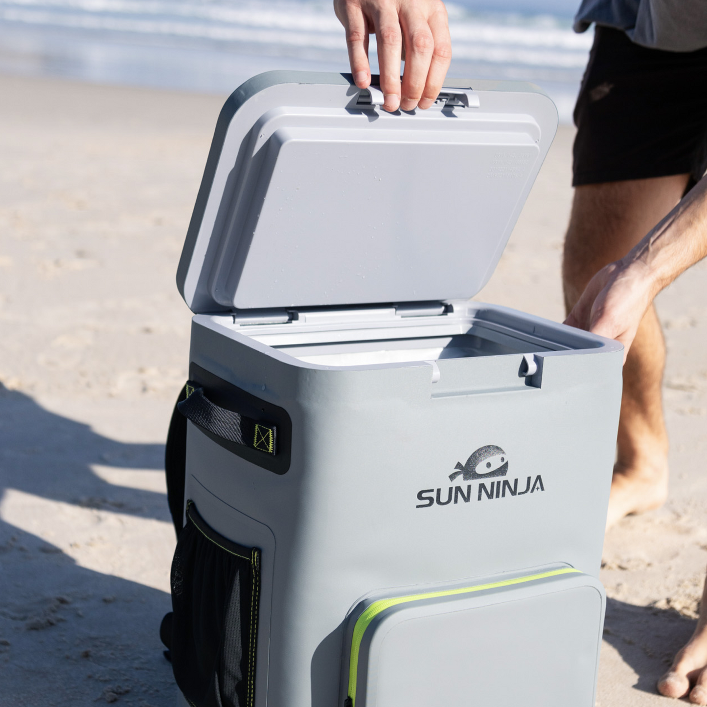 backpack-cooler-r4 Backpack_cooler_grey_9.png