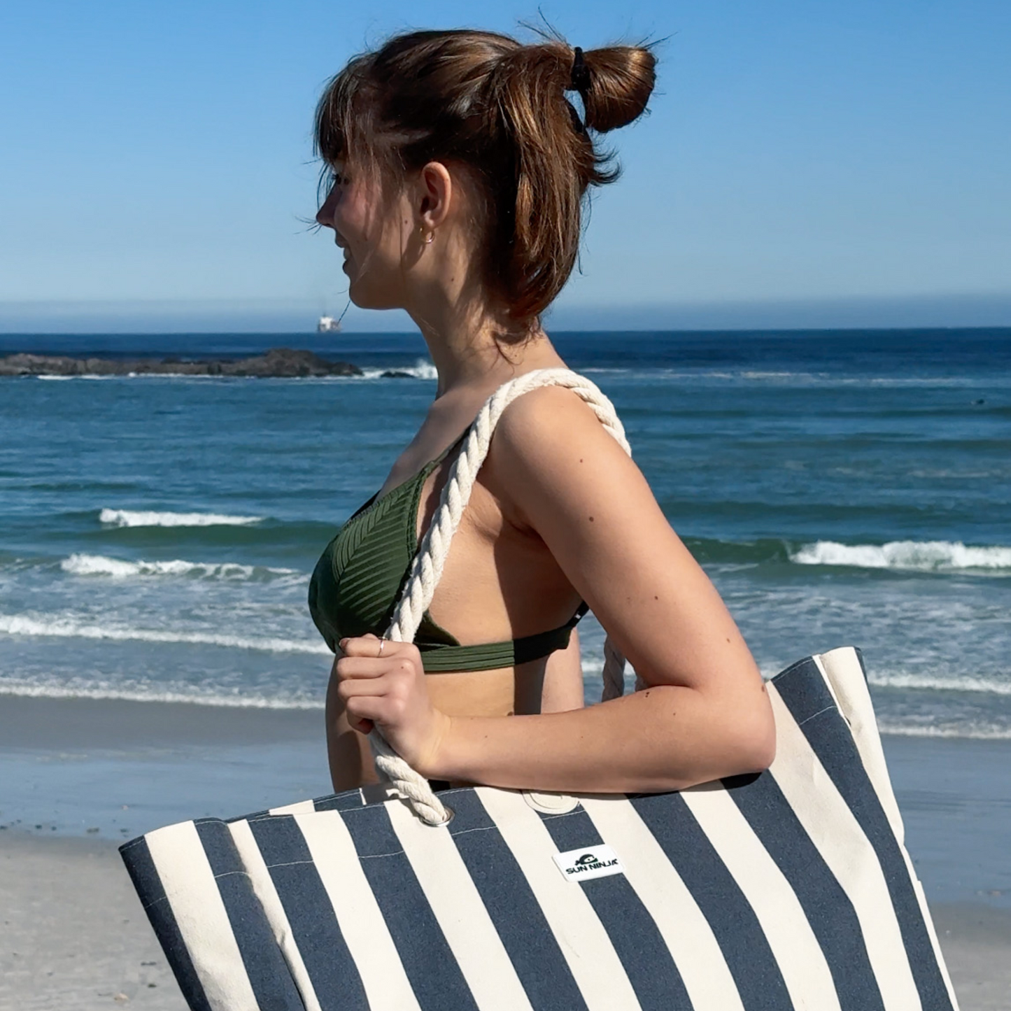 canvas-tote-h1 Canvas_tote_navy-stripe_6.png