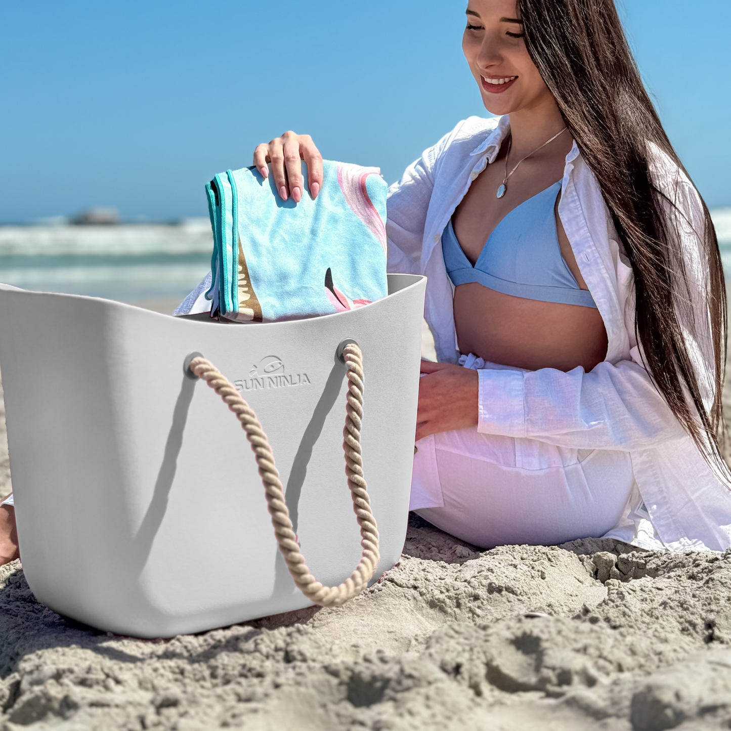 rubber-beach-tote-q0 Sun-Ninja-rubber_tote_gray_7.png