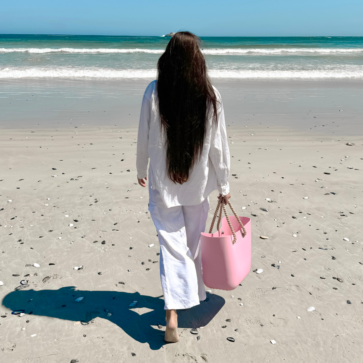 rubber-beach-tote-q0 Sun-Ninja-rubber_tote_pink_8.png