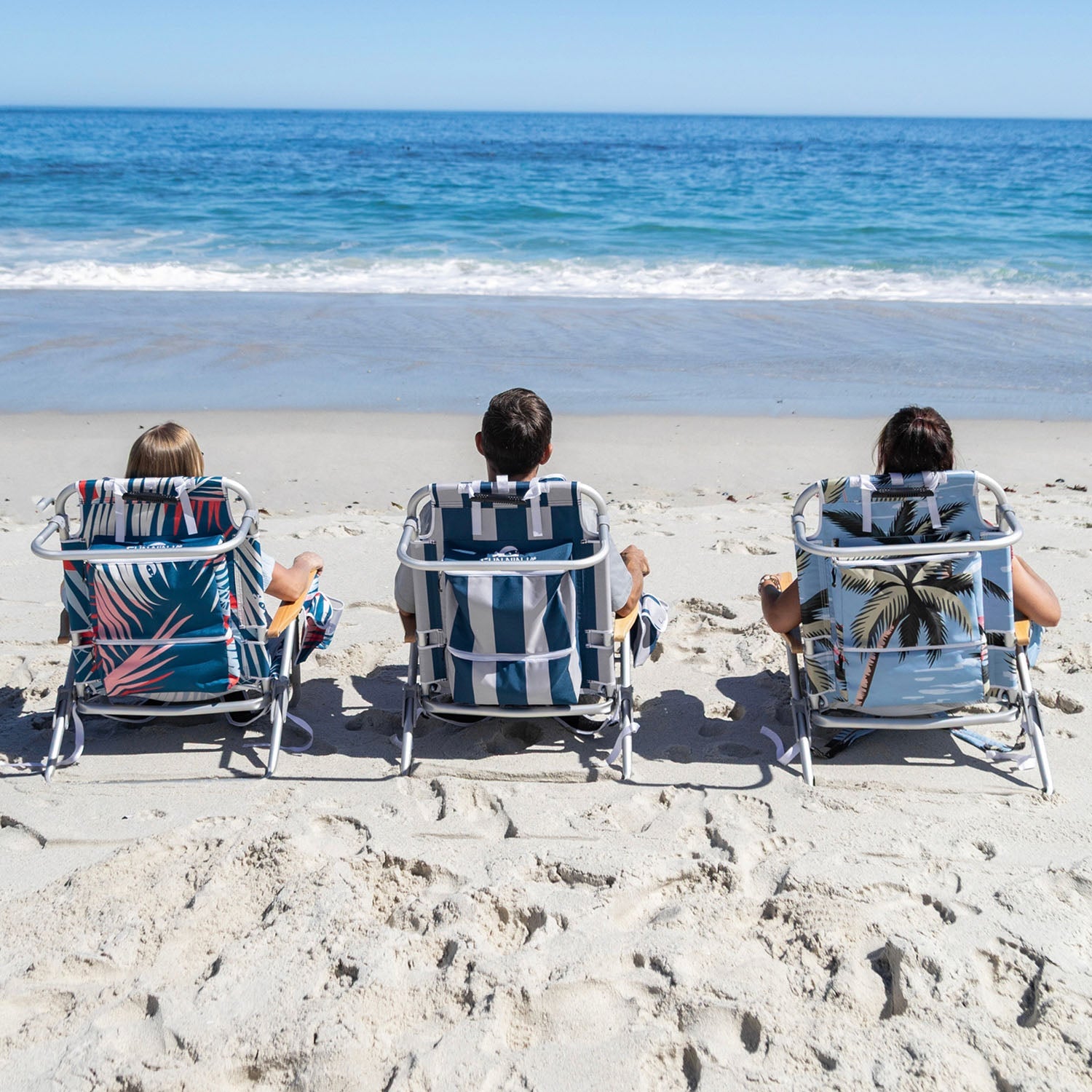 beach-chair-2-pc-q4 Sun-Ninja_Beach_Chair_Flamingos_0_0004_Sun-Ninja_Beach_Chair_Navy_Stripes_10.jpg